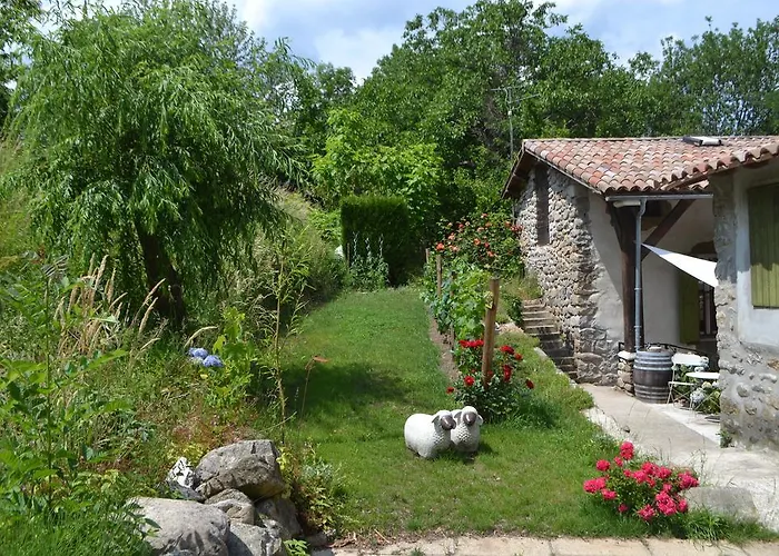 Maison Sous Le Pont 4*