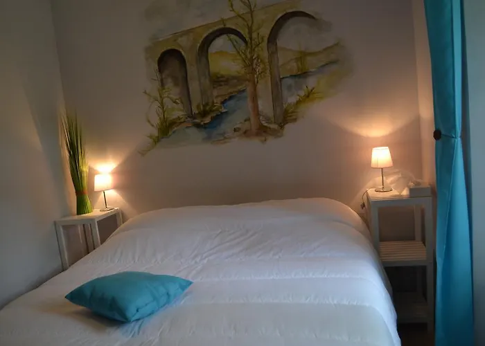 Bed & Breakfast Maison Sous Le Pont Meyras