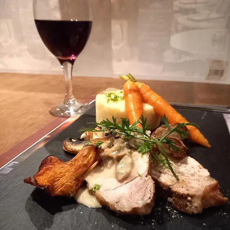 Maison Sous Le Pont Alojamento de Acomodação e Pequeno-almoço